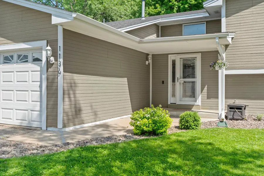 1136 Minnesota Street S, Shakopee, MN 55379 - #3