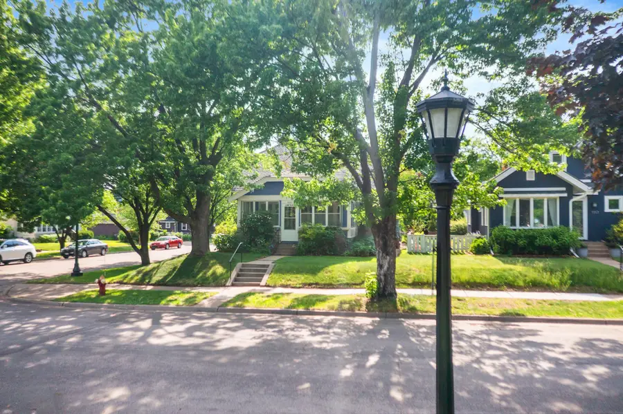 1111 Lane Place, Saint Paul, MN 55106 - #3