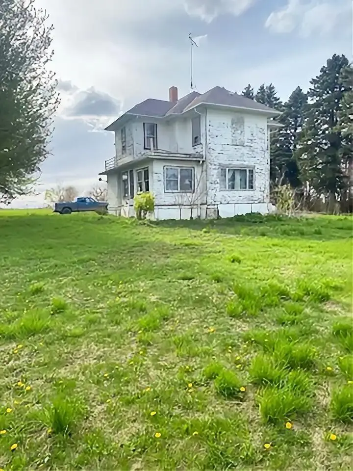 2143 270th Avenue, Truman, MN 56088 - #2