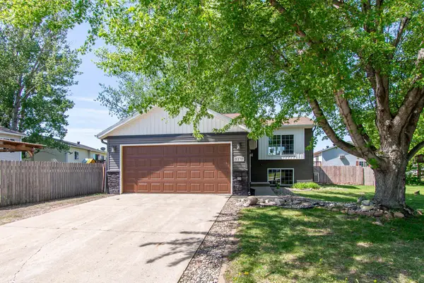 3313 39th Street S, Moorhead, MN 56560