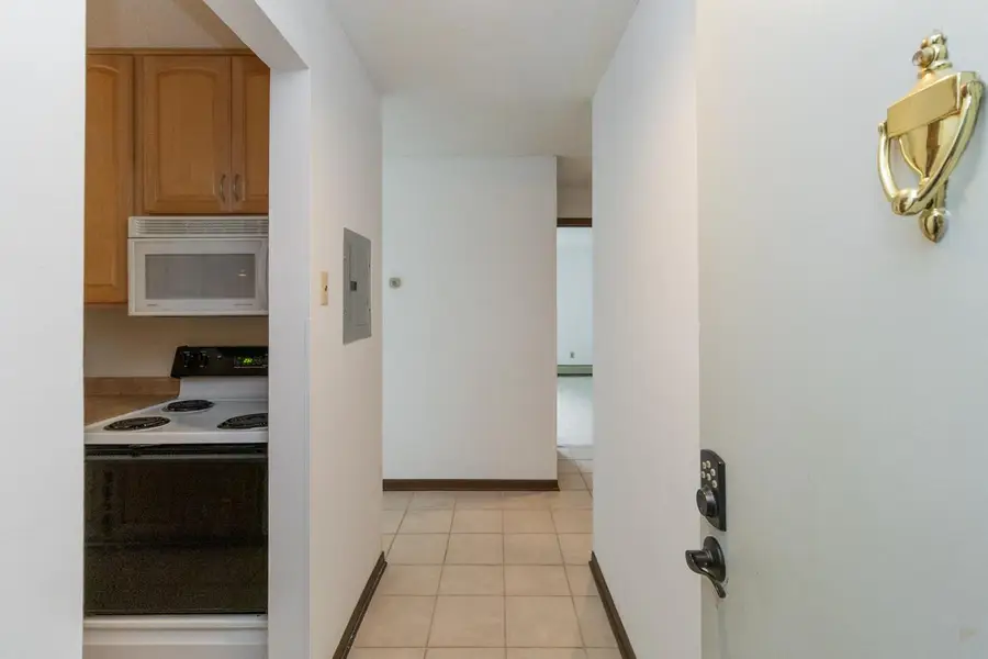 3431 Kent Street #815, Saint Paul, MN 55126 - #2