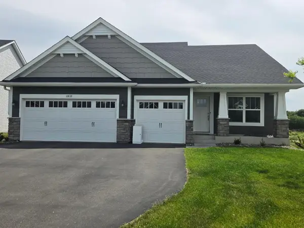 12839 Fraizer Street Ne, Blaine, MN 55449