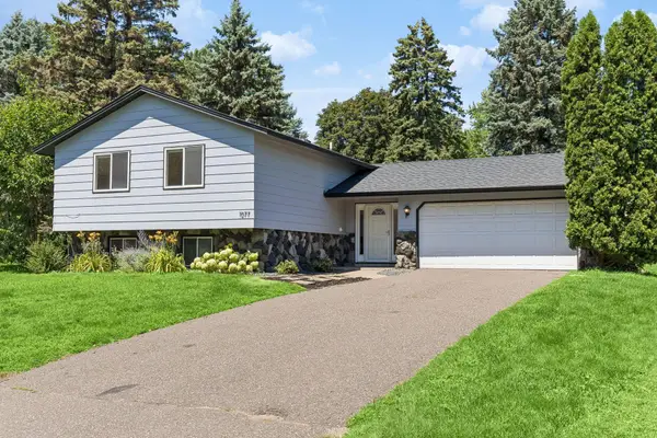 1077 Churchill Circle, Shoreview, MN 55126