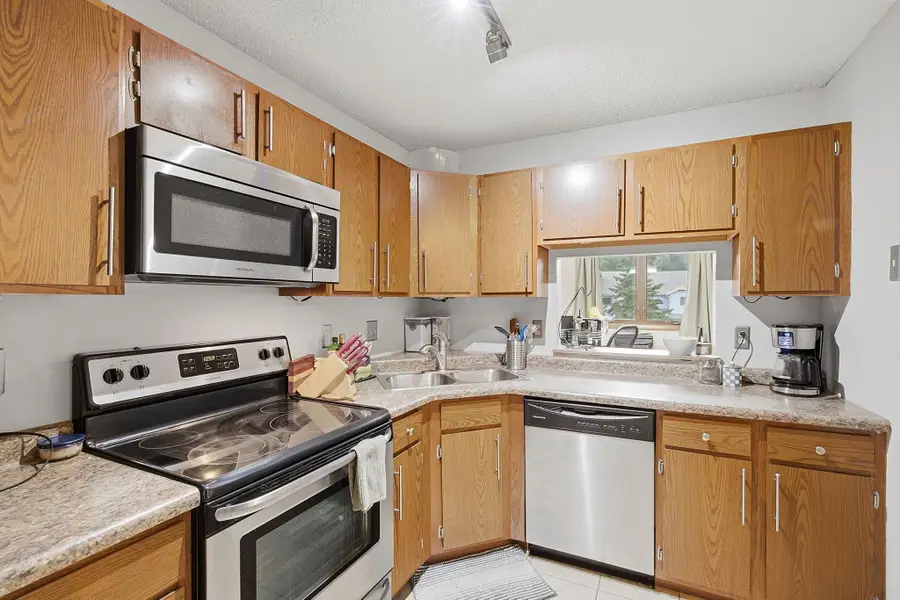 1580 Wheelock Lane #205, Saint Paul, MN 55117 - #3