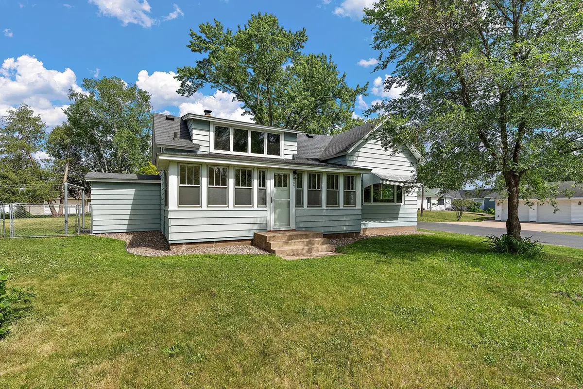 387 2nd Street S, Bayport, MN 55003 - #1