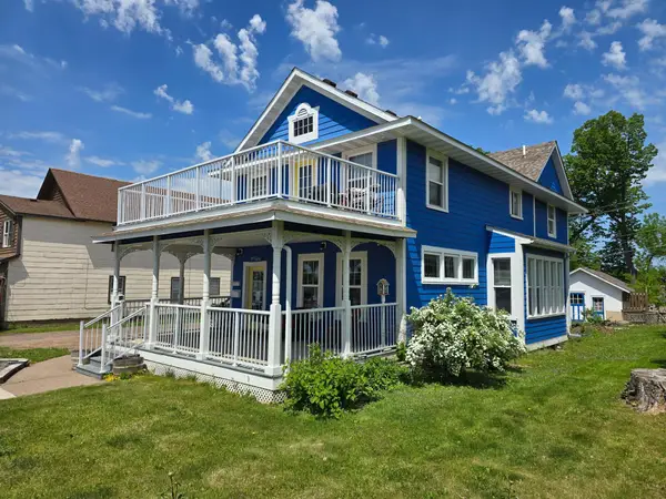 90 Maple Avenue E, Mora, MN 55051