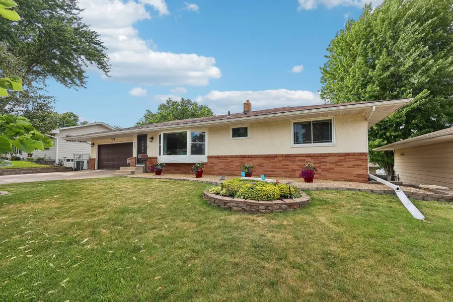 3403 71st Street E, Inver Grove Heights, MN 55076 - #3
