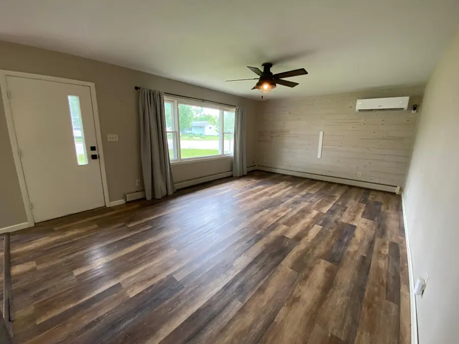 824 Irving Avenue Sw, Wadena, MN 56482 - #2