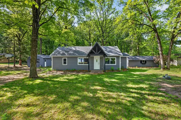8612 Paradise Beach Road, Brainerd, MN 56401