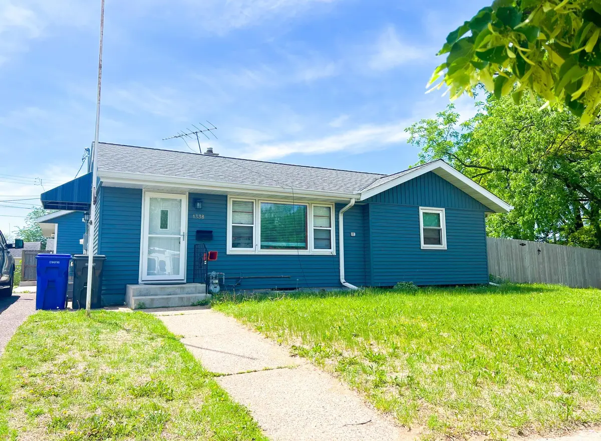 1338 Ross Avenue, Saint Paul, MN 55106 - #1