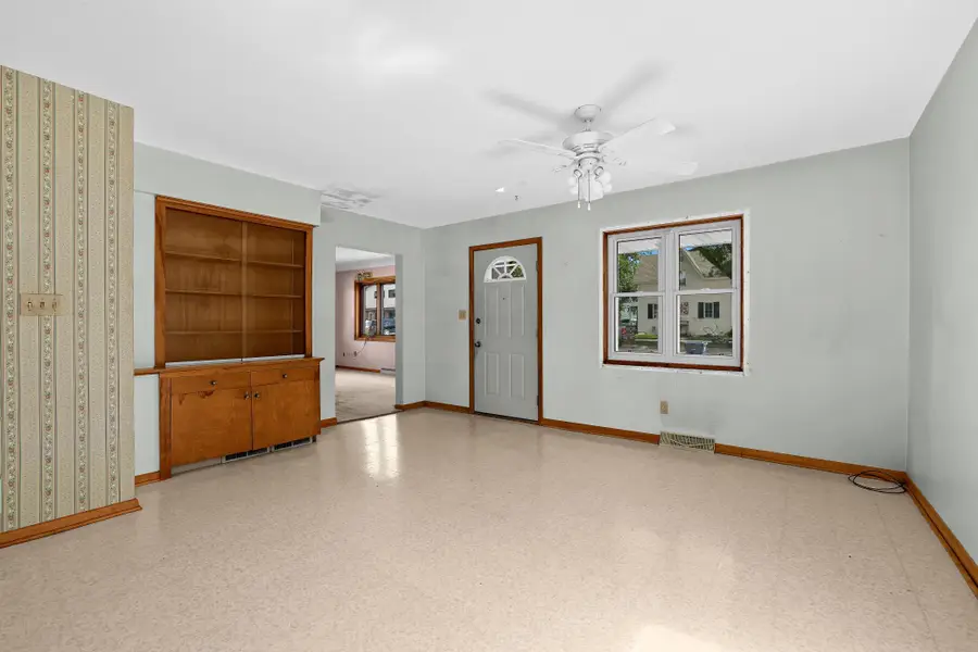 417 N Washington Street, Lake City, MN 55041 - #3