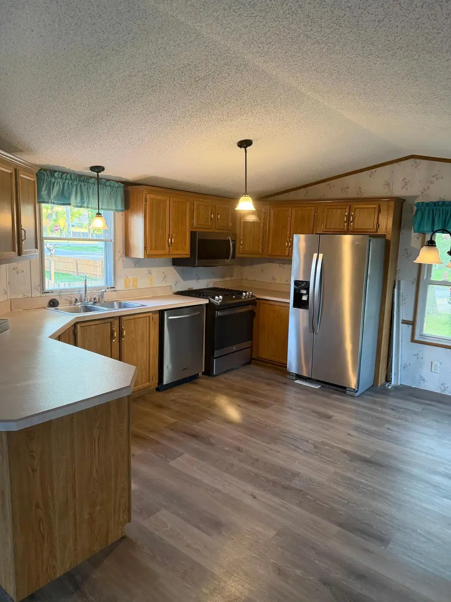 13 22nd Avenue Nw, Faribault, MN 55021 - #2