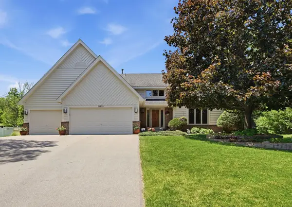10825 46th Place N, Plymouth, MN 55442