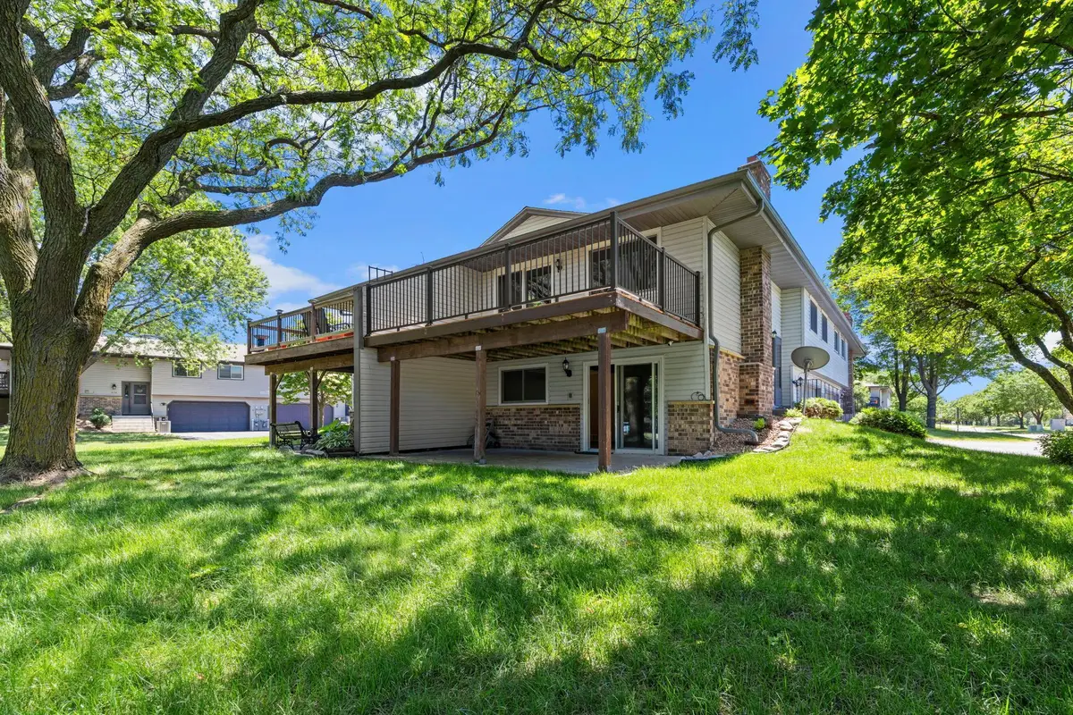 604 Portland Place, Burnsville, MN 55337 - #1