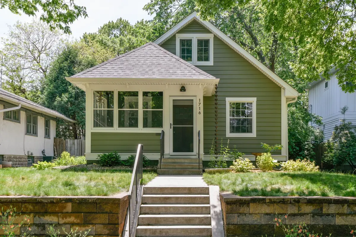 1716 Juliet Avenue, Saint Paul, MN 55105 - #1