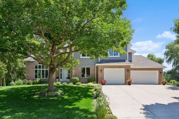 710 Olive Lane N, Plymouth, MN 55447