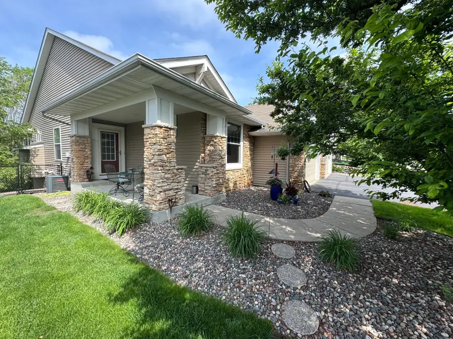 4711 Walnut Grove Lane N, Plymouth, MN 55446 - #3