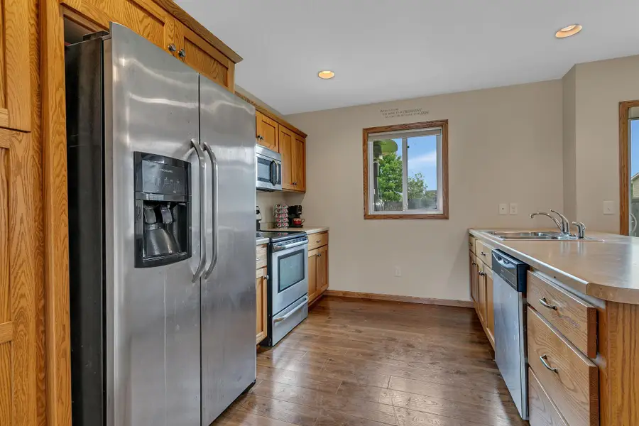 421 4th Avenue Se, Saint Joseph, MN 56374 - #2