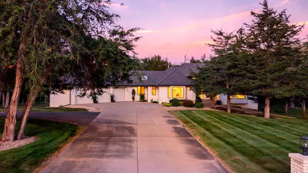 4771 Juniper Ridge Circle Nw, Ramsey, MN 55303