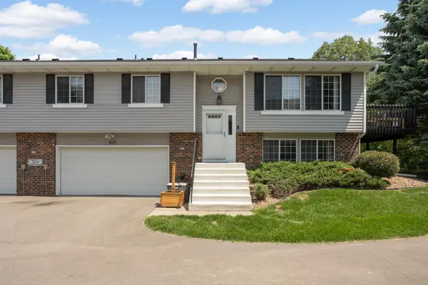 7654 12th Street N, Oakdale, MN 55128