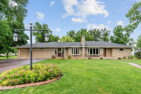 719 Park Avenue, Hamburg, MN 55339