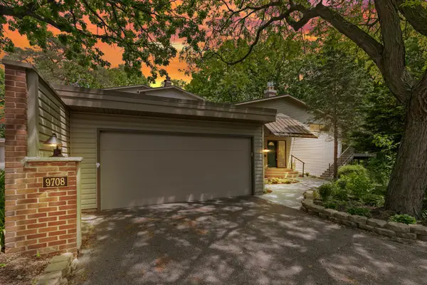 9708 Mill Creek Drive, Eden Prairie, MN 55347