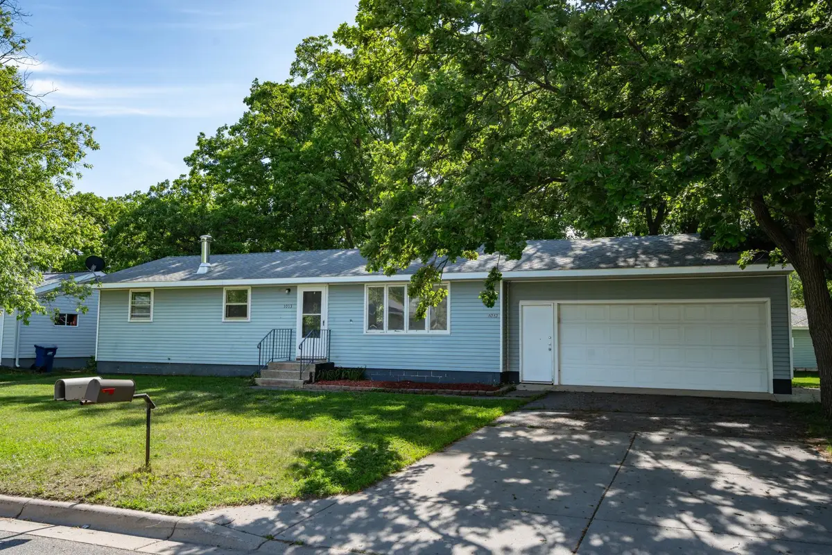 1013 4 1/2 Avenue N, Sauk Rapids, MN 56379 - #1
