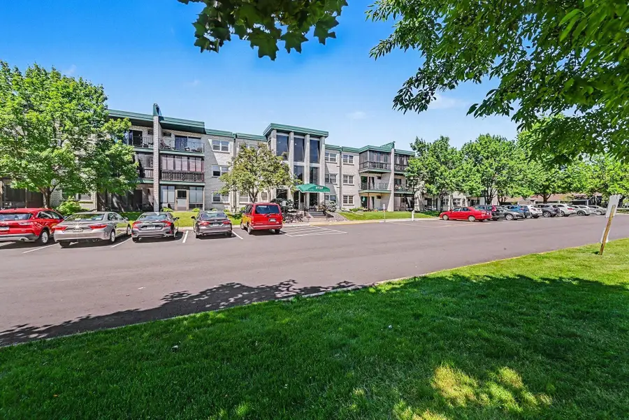 2720 Dale Street N #C313, Roseville, MN 55113 - #2