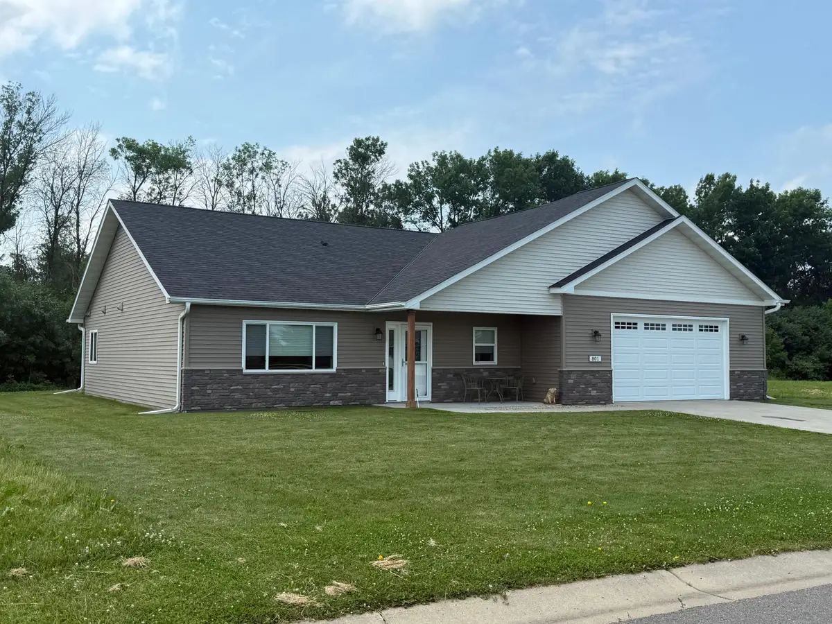 801 Congress Street W, Maple Lake, MN 55358 - #1