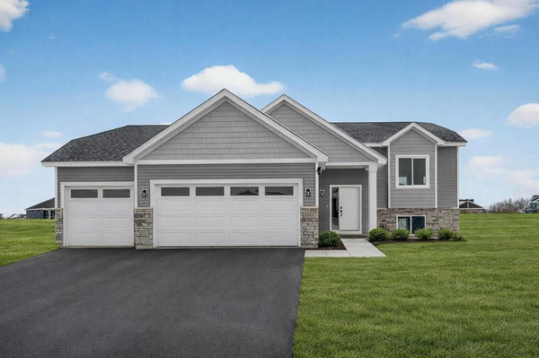 1004 Misty Meadow Boulevard, Buffalo, MN 55313