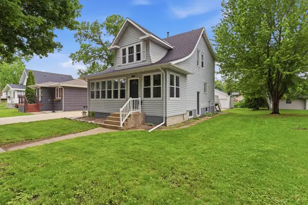 1020 5th Street Sw, Willmar, MN 56201
