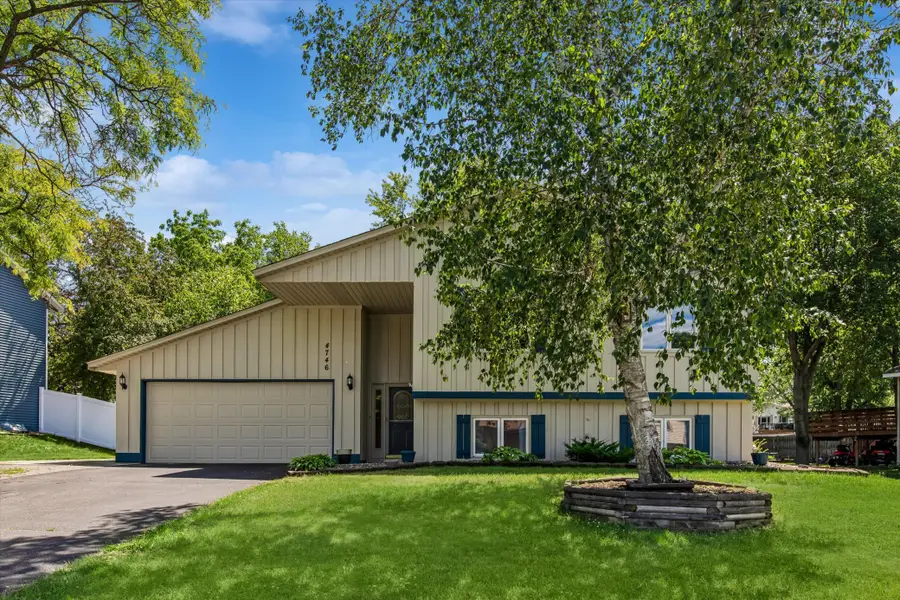 4746 141st Street W, Apple Valley, MN 55124 - #2