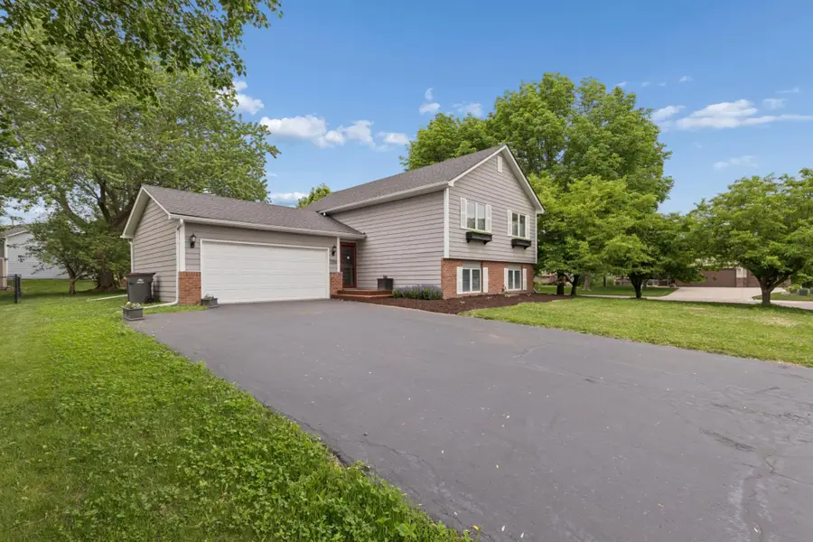 7250 Cactus Curve, Chanhassen, MN 55317 - #2