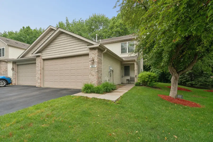 8011 Everest Lane N, Maple Grove, MN 55311 - #2
