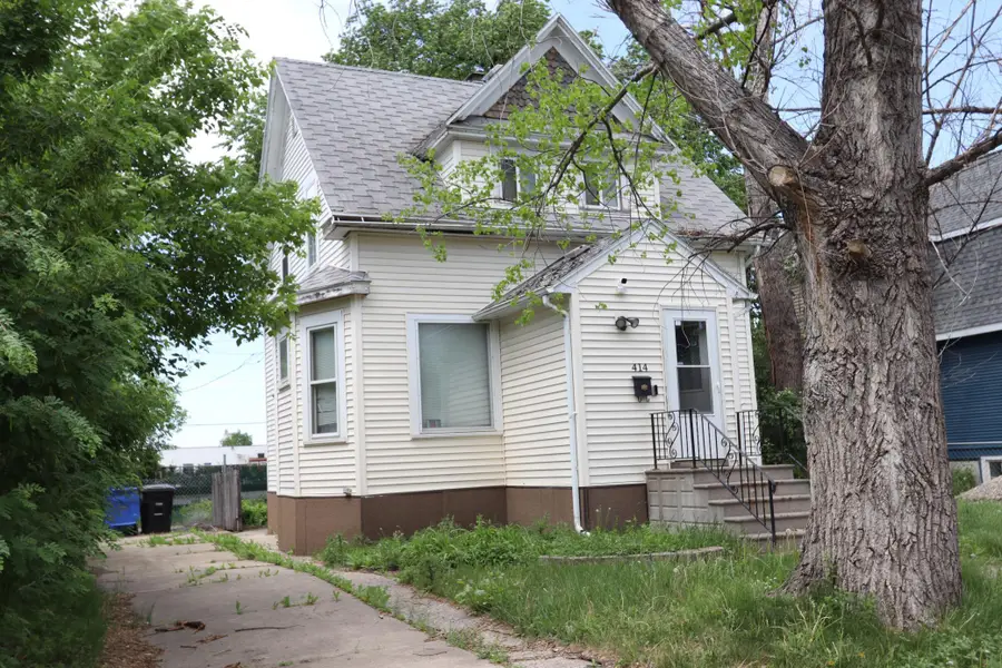 414 12th Street N, Fargo, ND 58102 - #2