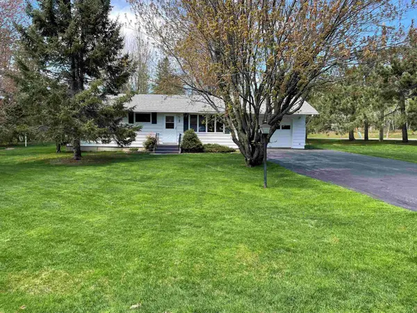 5 Birch Grove Road, Esko, MN 55733