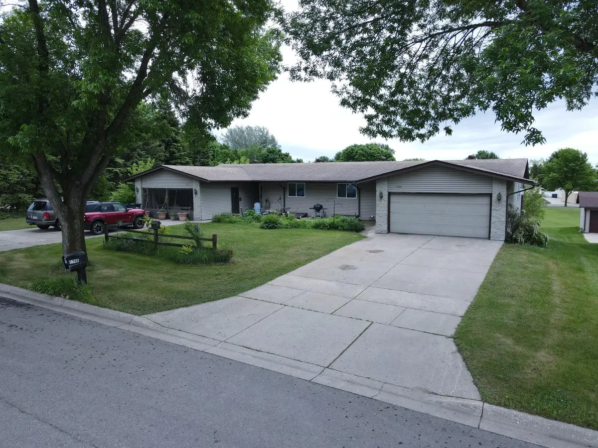 1710 N Park Street, Fergus Falls, MN 56537 - #1