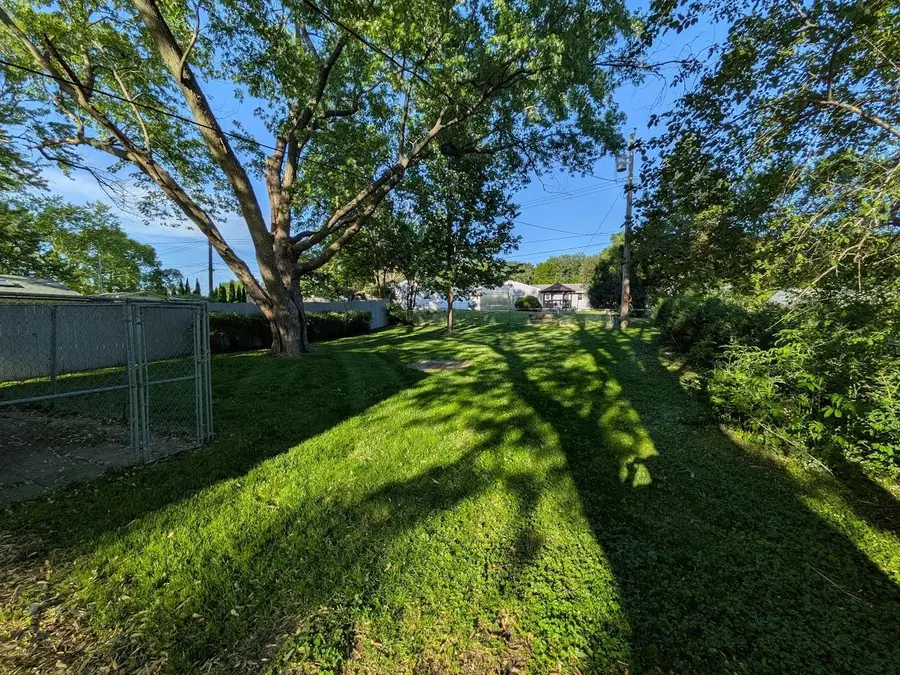654 36th Avenue Nw, Rochester, MN 55901 - #3