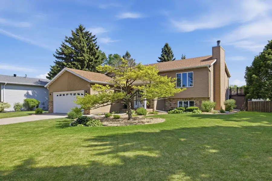 603 34th Avenue S, Moorhead, MN 56560 - #2