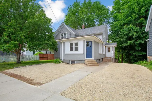 612 2nd Street W, Northfield, MN 55057