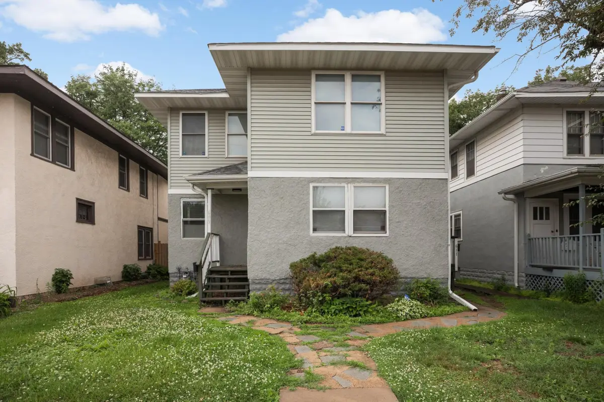 609 Snelling Avenue N, Saint Paul, MN 55104 - #1