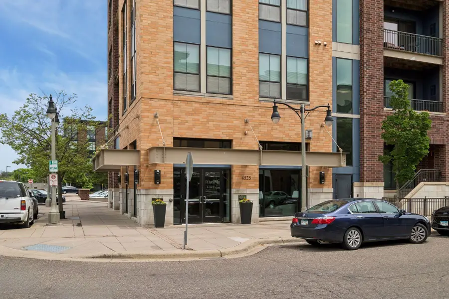 4525 Park Commons Drive #319, Saint Louis Park, MN 55416 - #2