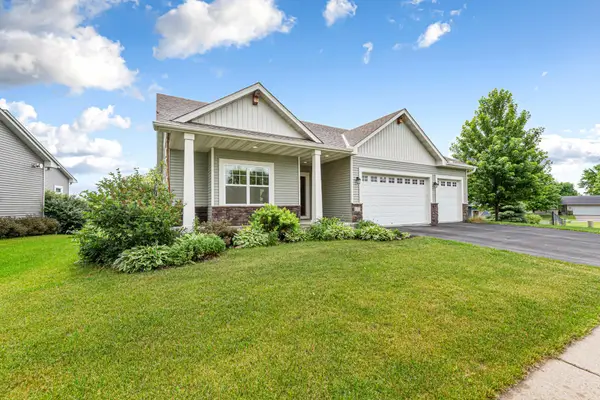 137 Bluff Lane, Dundas, MN 55019