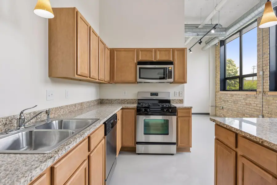 1701 Madison Street Ne #101, Minneapolis, MN 55413 - #2