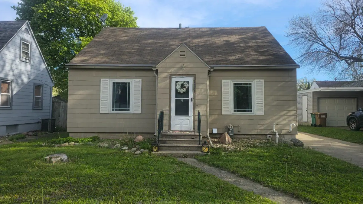 1322 Dunham Street, Albert Lea, MN 56007 - #1
