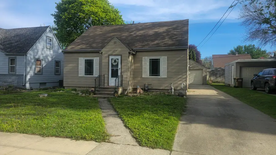 1322 Dunham Street, Albert Lea, MN 56007 - #2