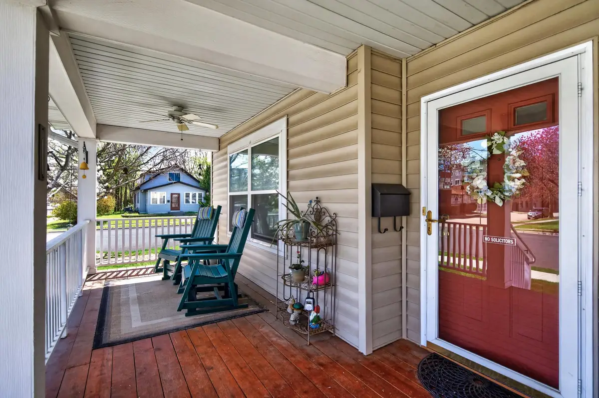 601 1st Avenue Nw, Osseo, MN 55369 - #1