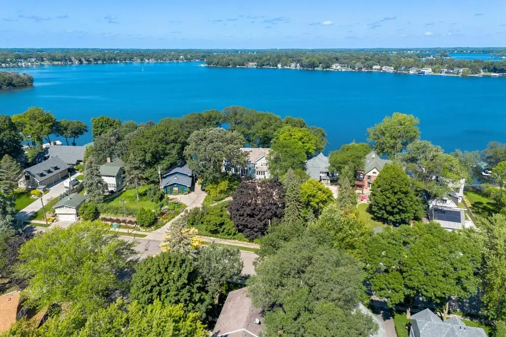 185 W Lake Street, Excelsior, MN 55331 - #1