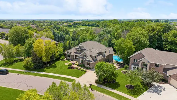 2932 Fairway Drive, Chaska, MN 55318