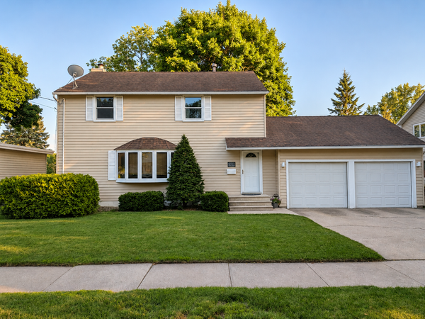 1919 5th Avenue Nw, Austin, MN 55912